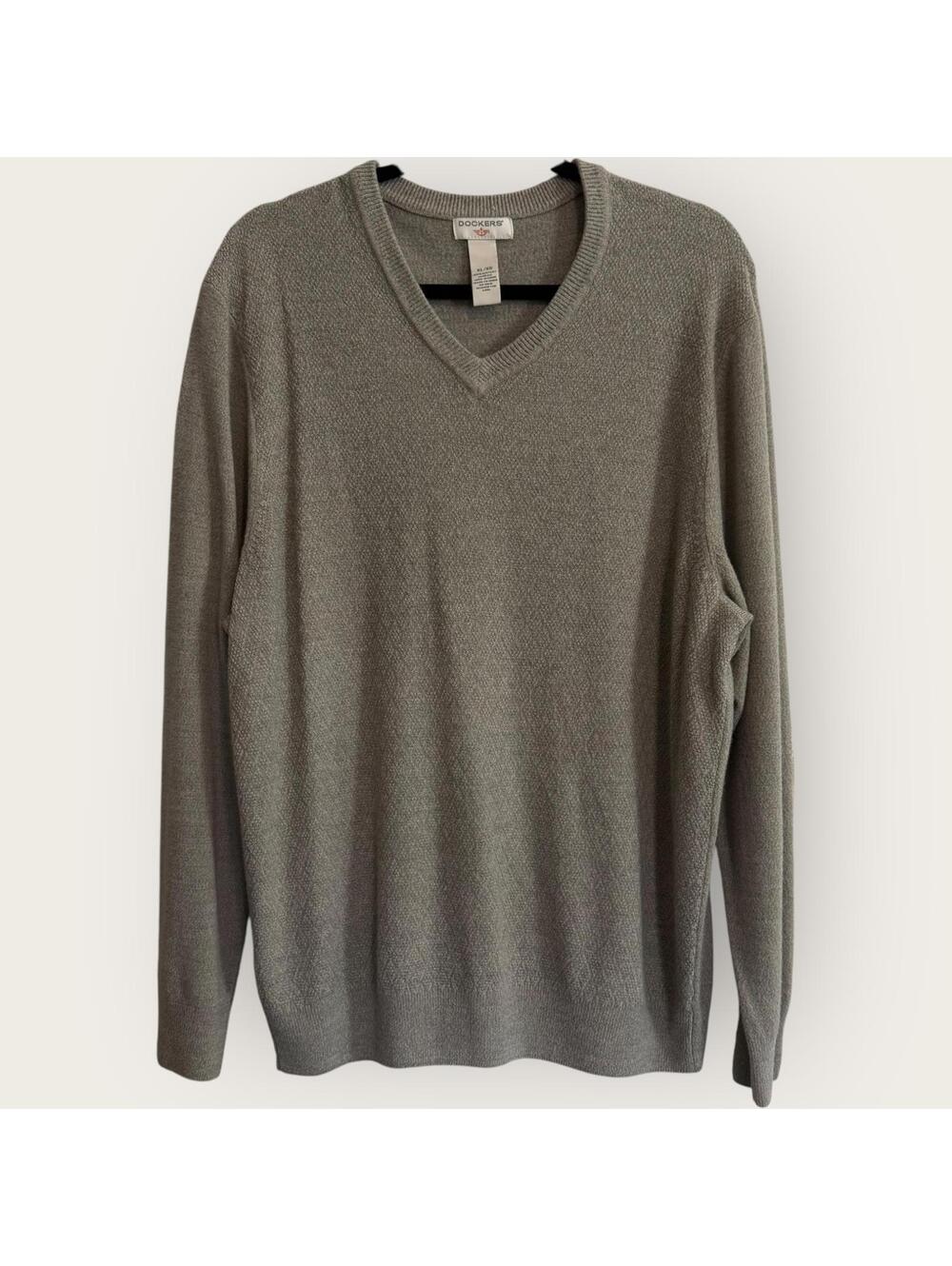 Dockers Men's XL DTaupe V Neck Sweater Lightweight Office Causal